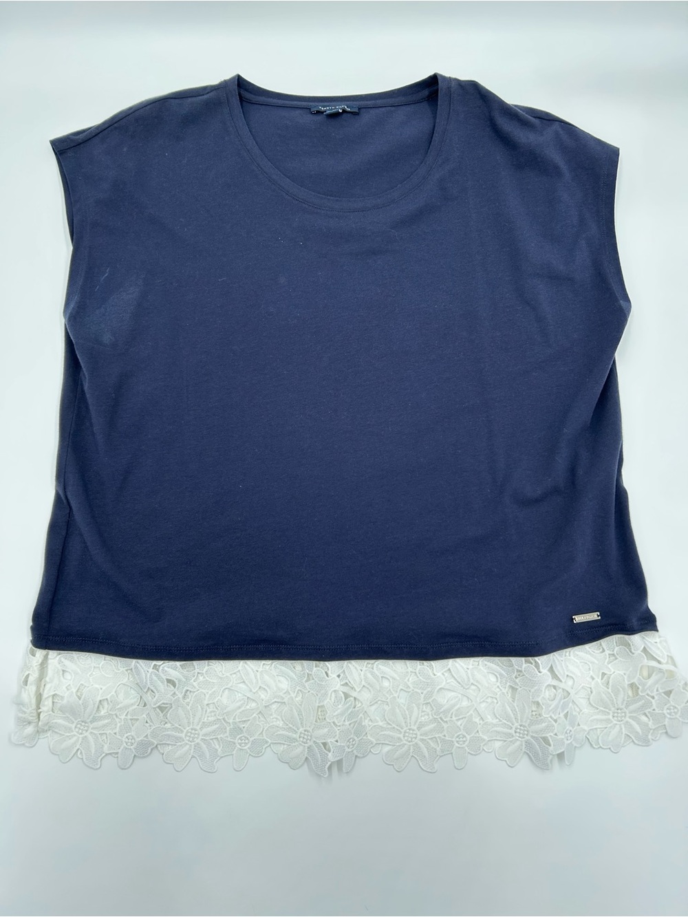 Tommy Hilfiger Navy Tank with White Lace Hem XL